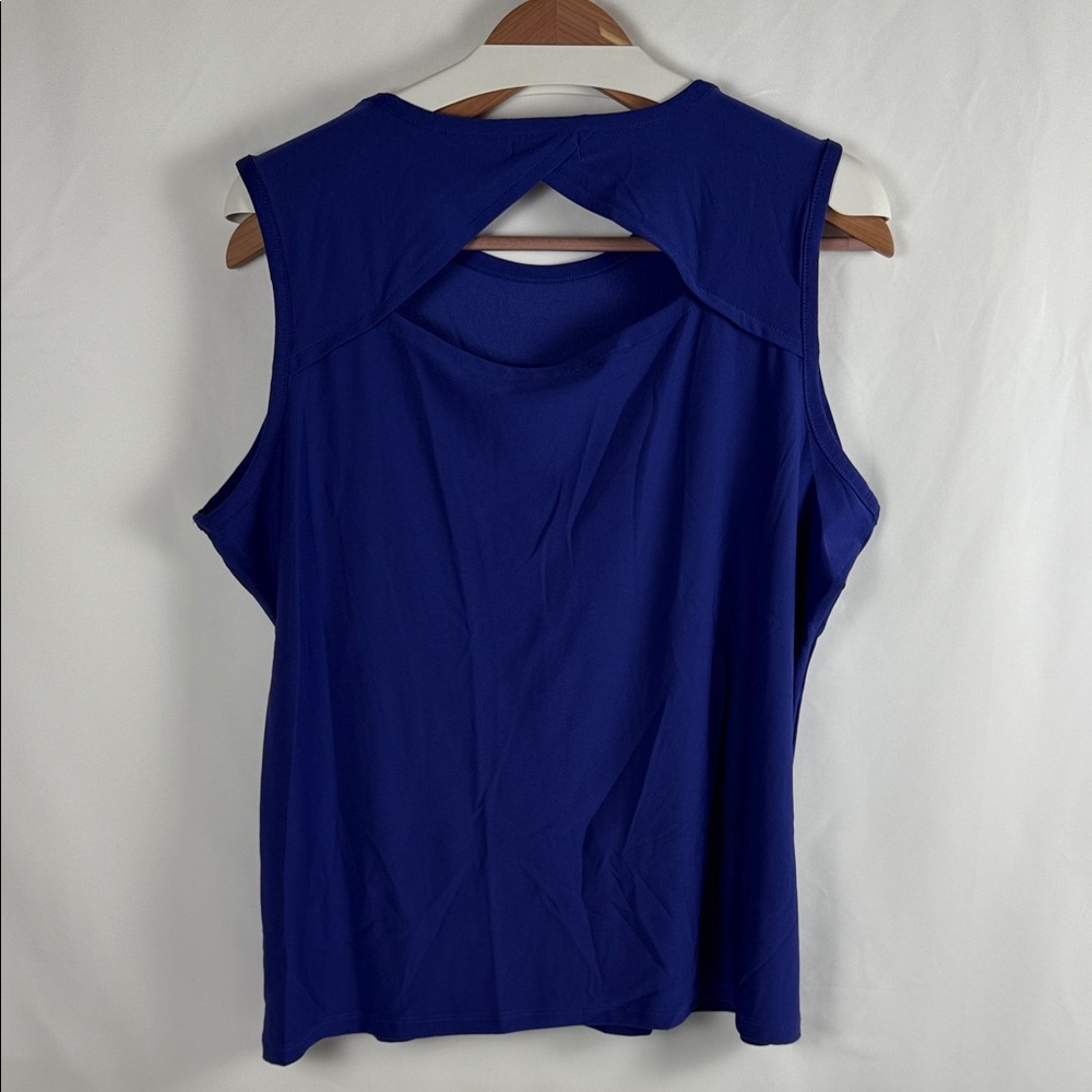 3-Pack Stylish Women's Activewear Tank Tops - Pink, Blue, and Gray - Picture 8 of 10